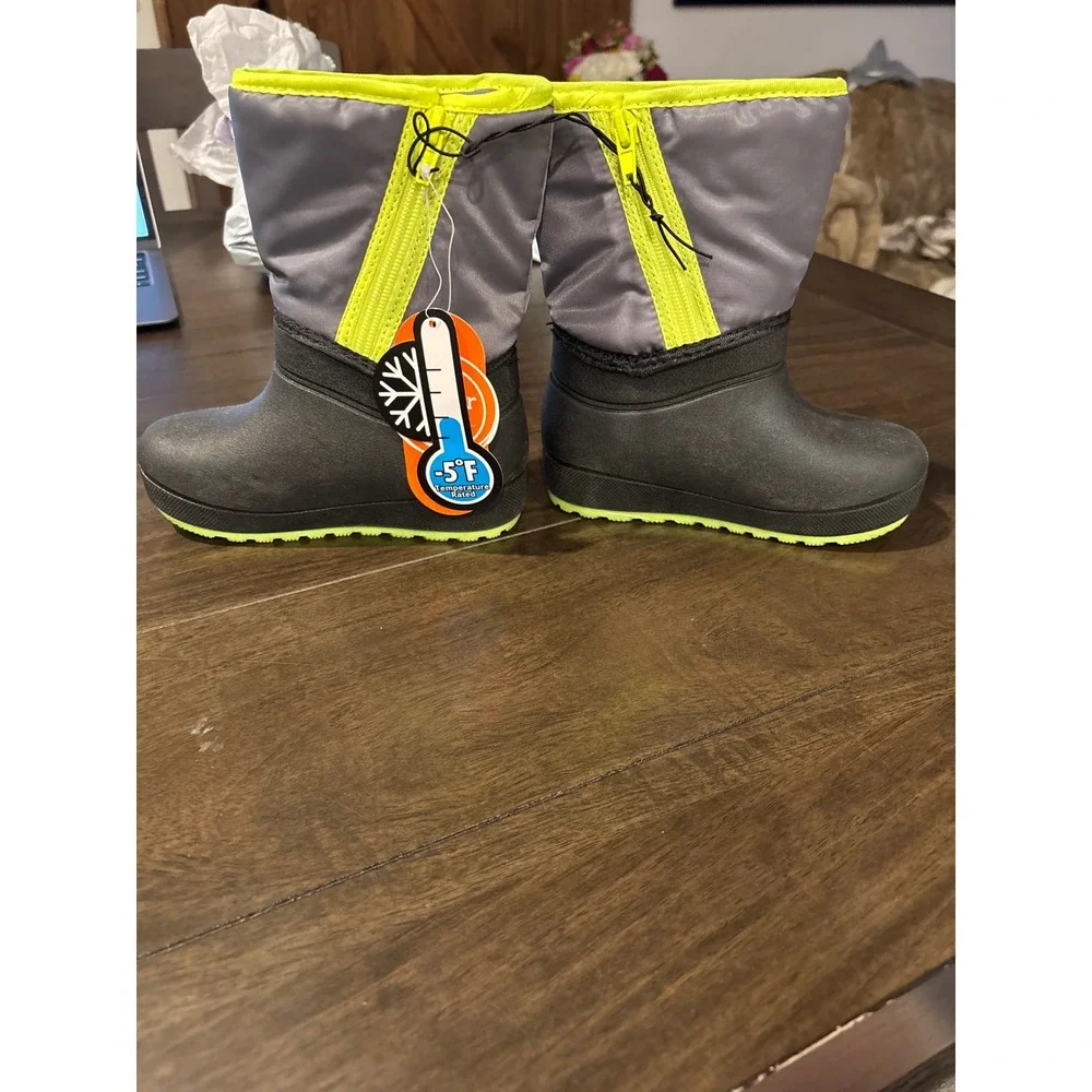 Wonder Nation Kids Snow Boots Grey Black Neon Yellow Zip -5F Rated Size 9 New